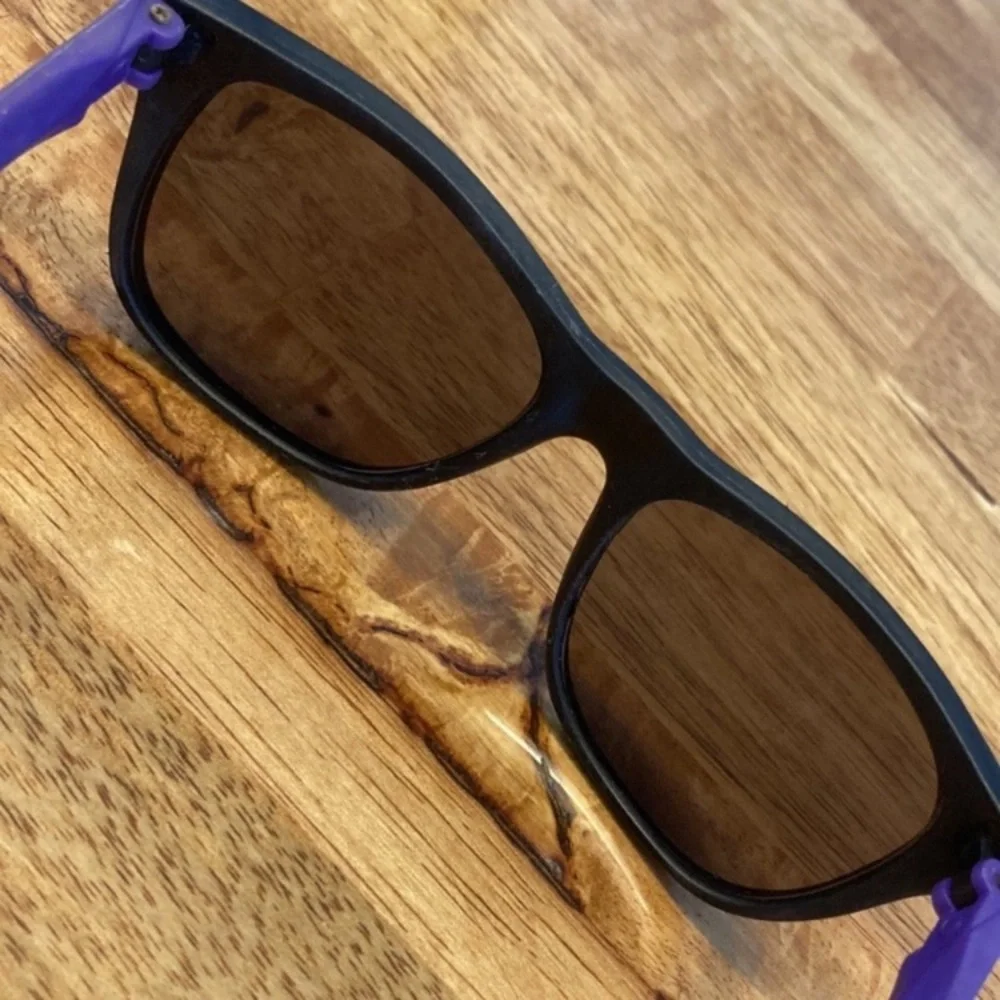 Opti-Ray purple black